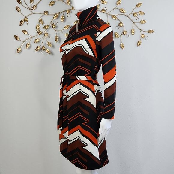 Vintage 60's Mini Dress Size Small - Picture 2 of 16